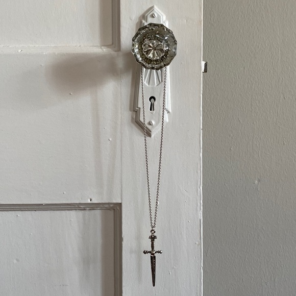 sword necklace! - Picture 1 of 5